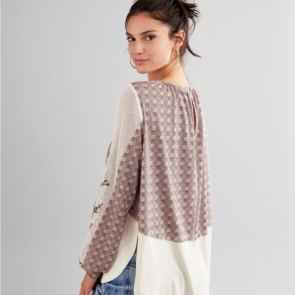 Gimmicks BKE Raw Edge Pieced Top in Creme Multi BOHO Peasant Prairie Sz S - Picture 3 of 7